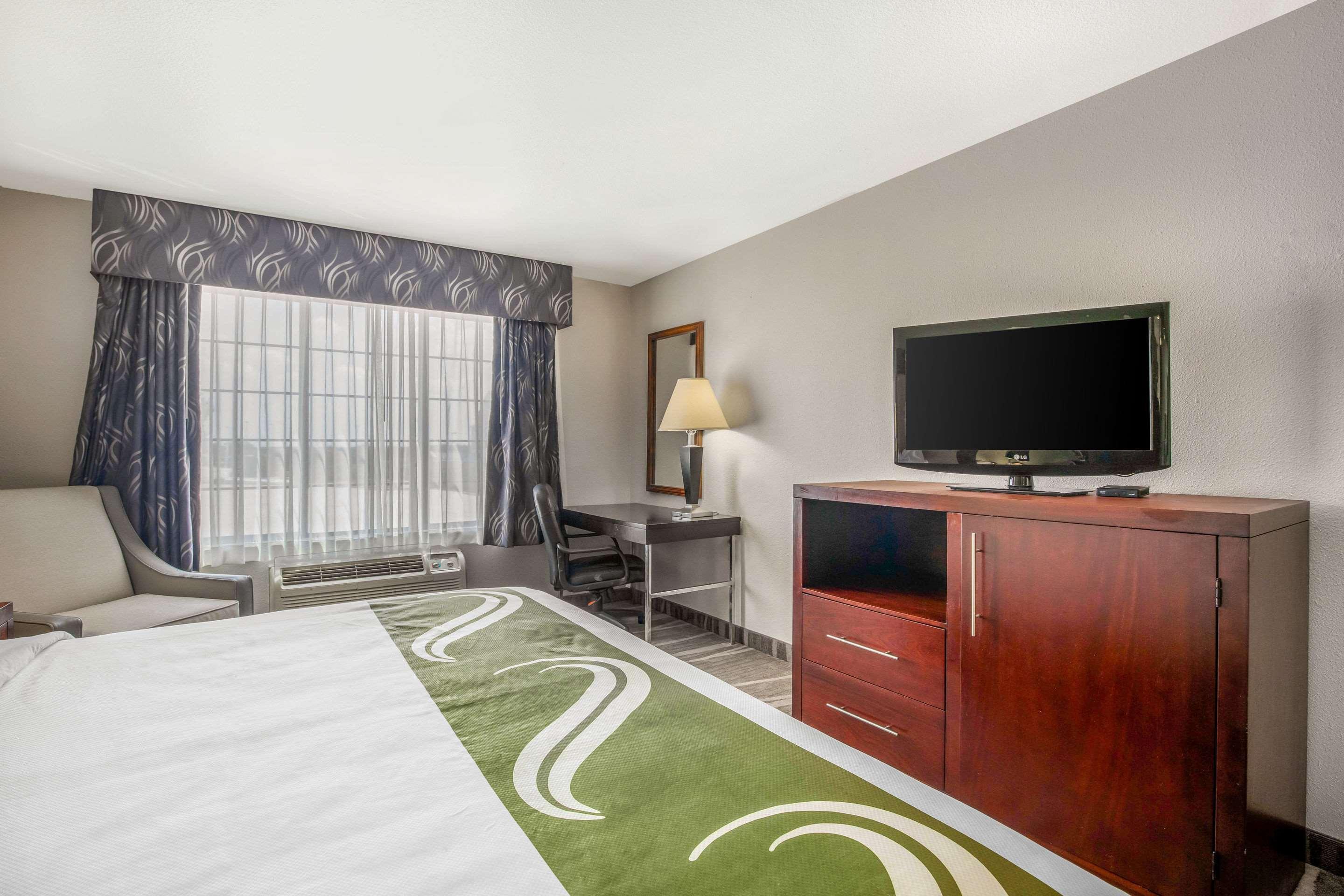 Quality Inn & Suites Weatherford Esterno foto