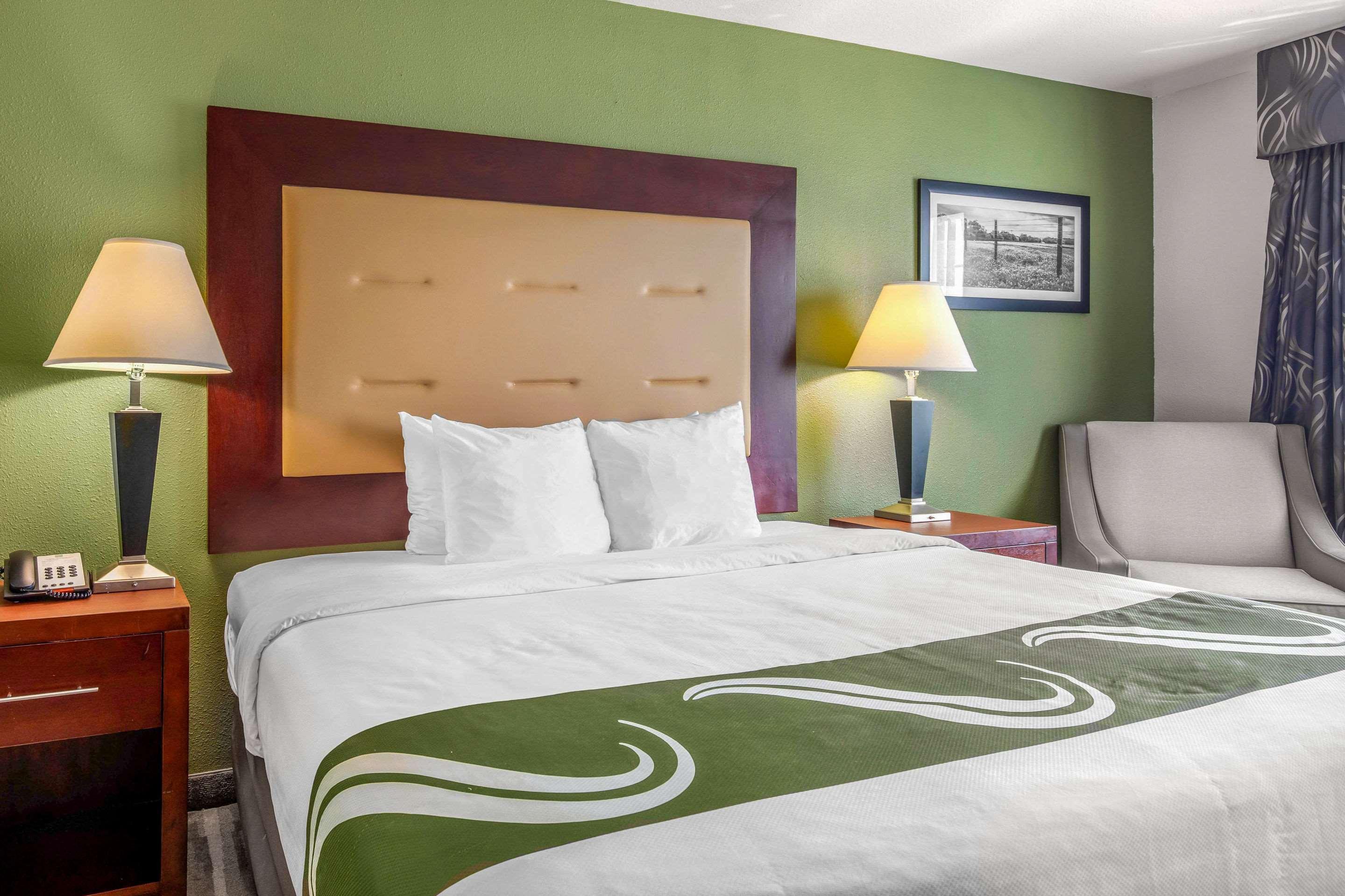 Quality Inn & Suites Weatherford Esterno foto