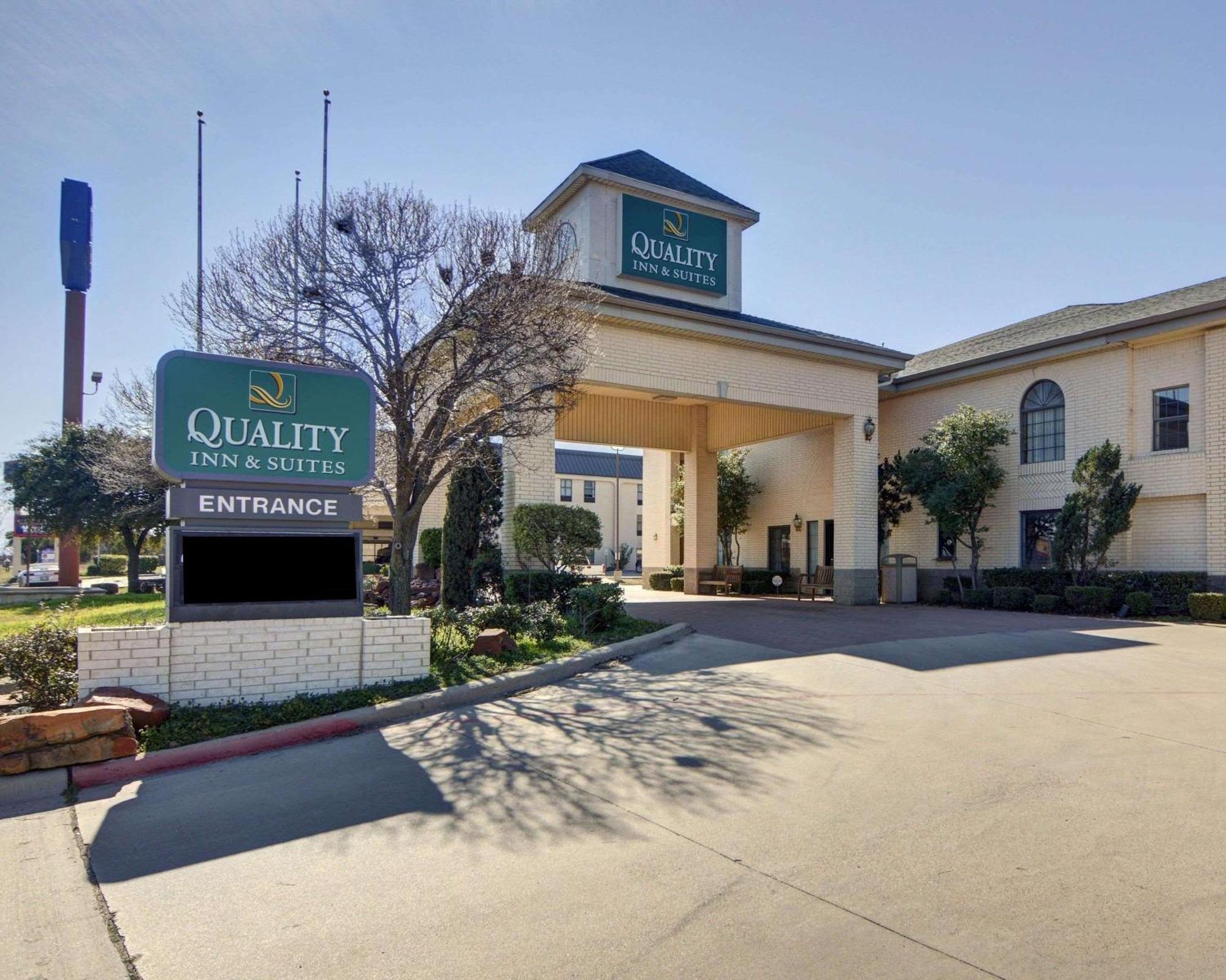 Quality Inn & Suites Weatherford Esterno foto